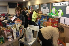 2016-Food-Basket -Drive (10)