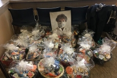 2016-Food-Basket -Drive (8)