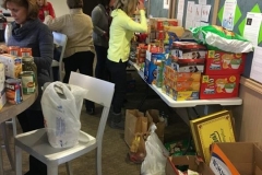 2016-Food-Basket -Drive (9)